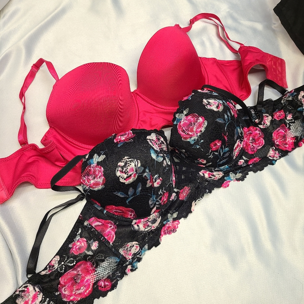 Burlington bras size 36D pair
